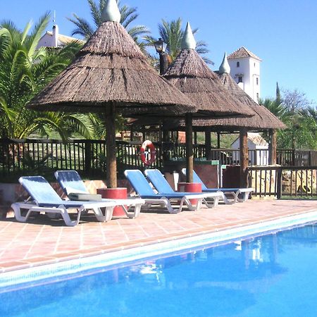 Castle Tower Ground Floor Apartment In Rural Holiday Park 'Cezanne' Tolox Esterno foto