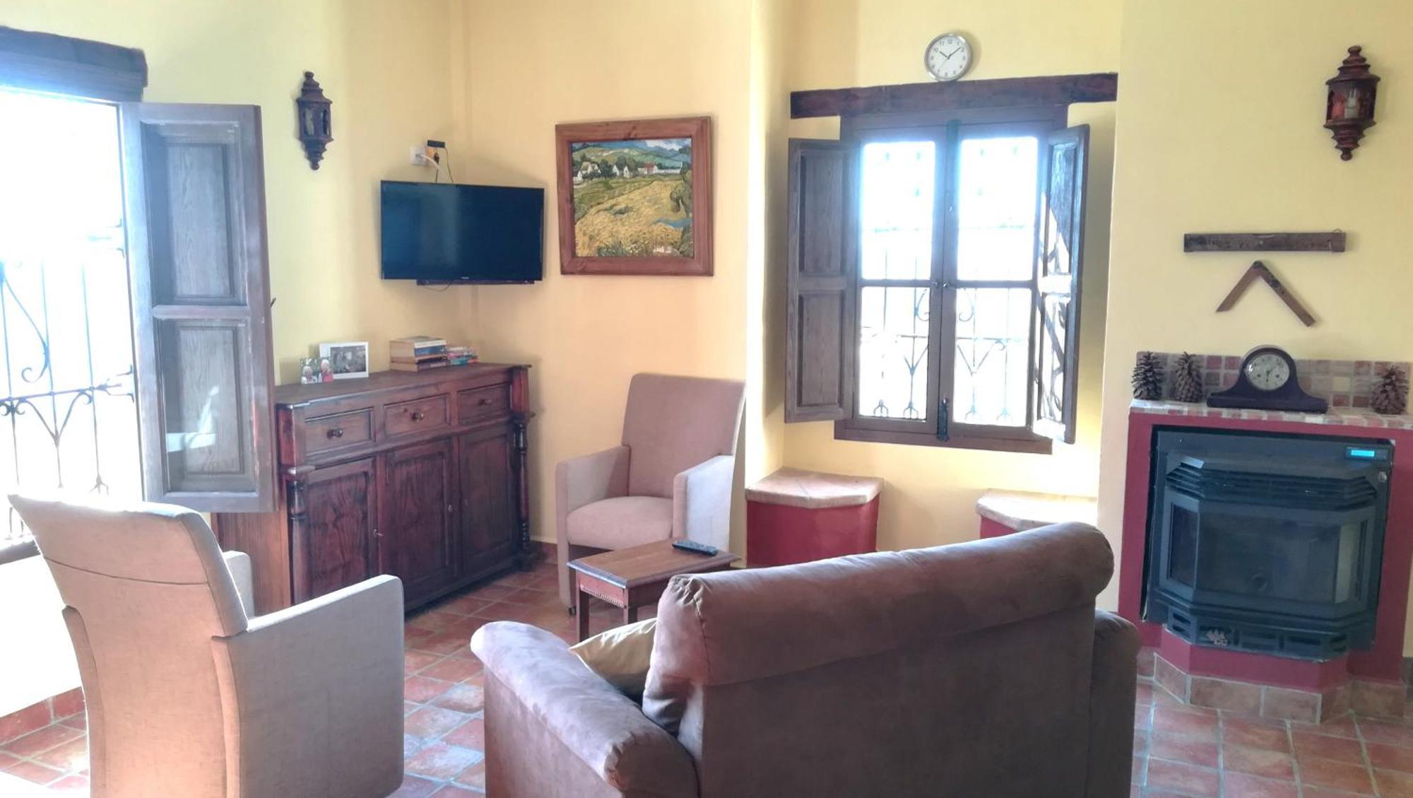 Castle Tower Ground Floor Apartment In Rural Holiday Park 'Cezanne' Tolox Esterno foto