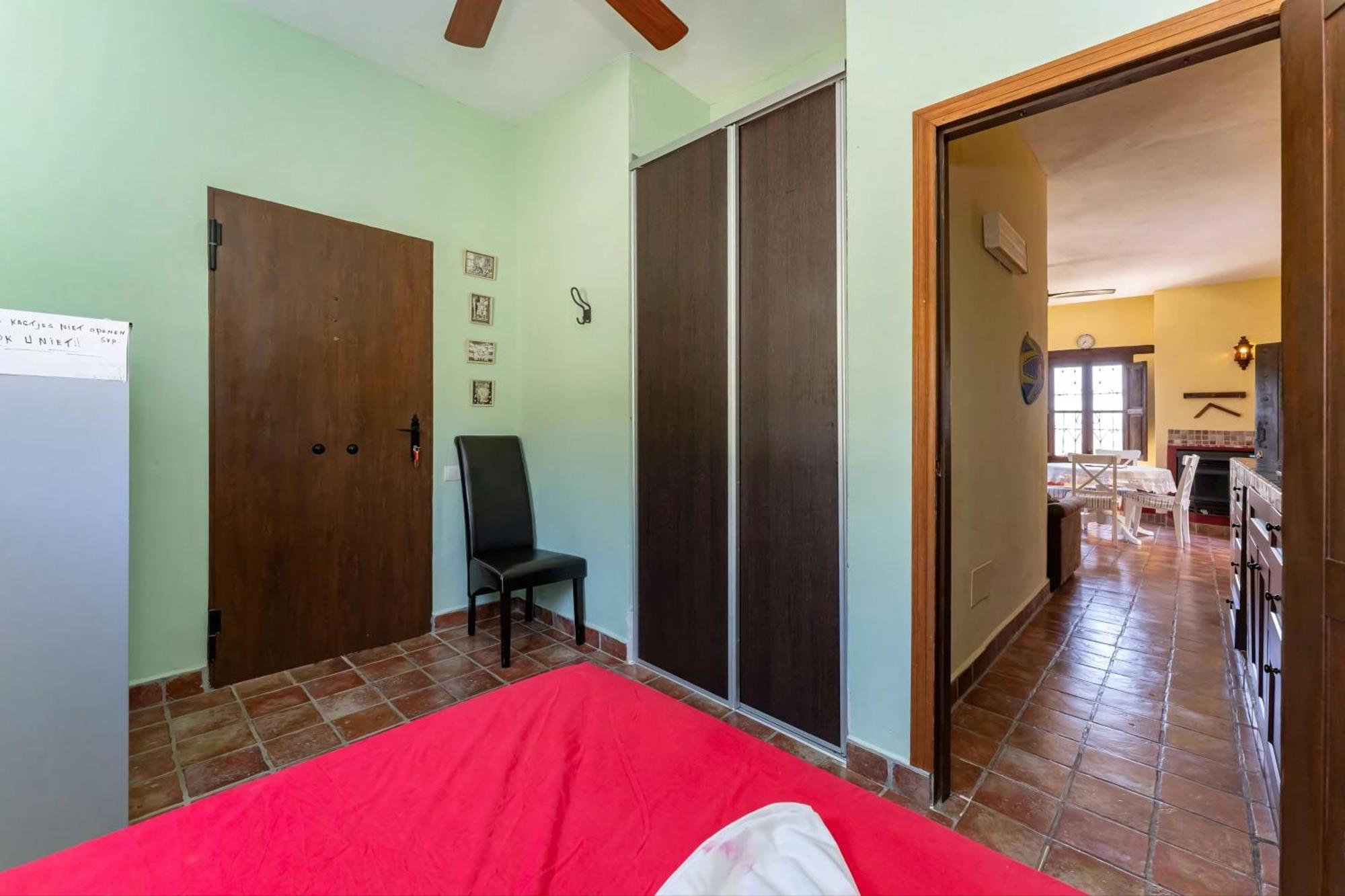 Castle Tower Ground Floor Apartment In Rural Holiday Park 'Cezanne' Tolox Esterno foto